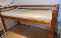 Hochbett • massives Holz • Kiefer • 90x200 • 114cm hoch Hessen - Neu-Anspach Vorschau