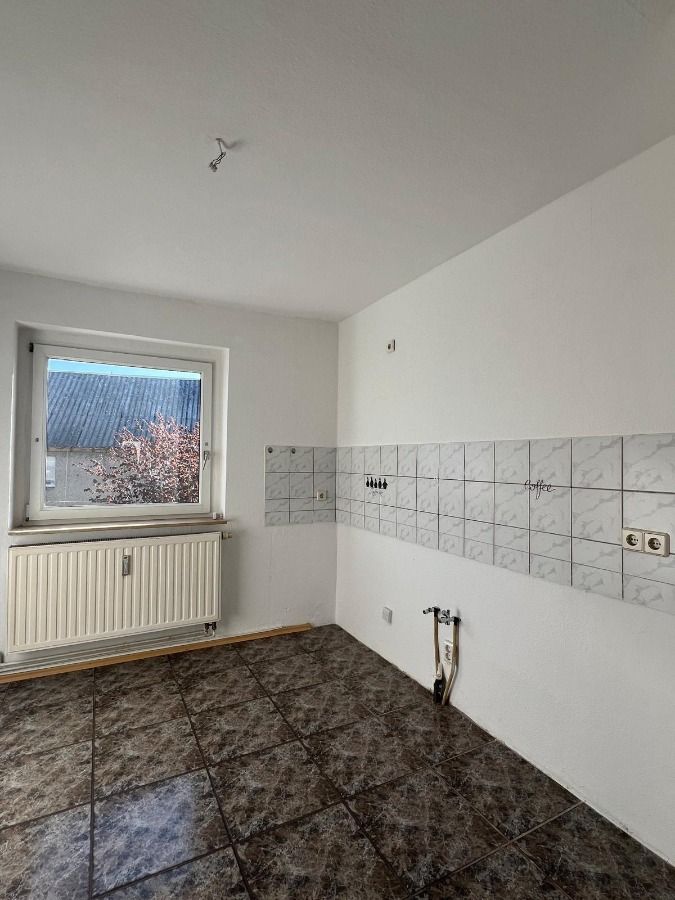 Ruhige 2-Raum-Wohnung mit großzügigem Balkon und großem Abstellraum zu vermieten. in Dresden