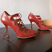 Galliano Touch in Altburgung Pumps High-Heels 38-38,5 Sachsen-Anhalt - Magdeburg Vorschau