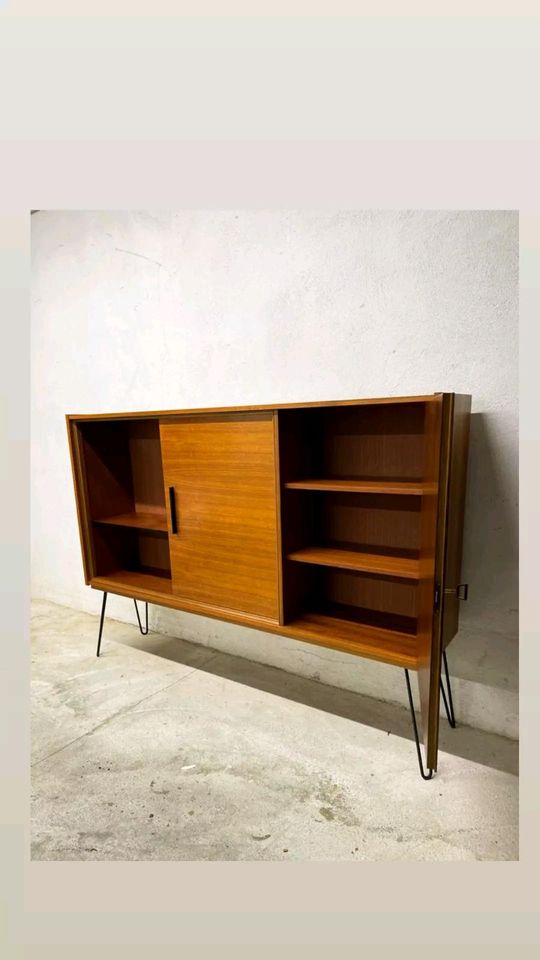 Retro Highboard/Sideboard/vintage/danish/mid/teak/omnia/minibar in Uettingen