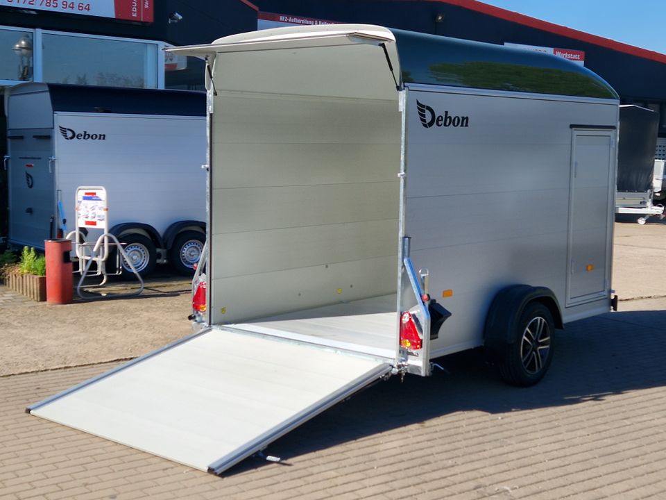 Debon Roadster C400 ALU-Kofferanhänger olivgrün | 1.300kg | ALU-Felgen & alle Extras! in Neundorf