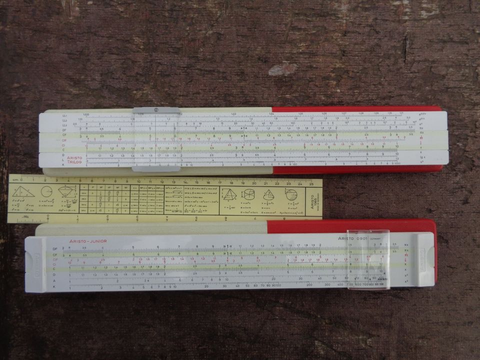 Rechenstäbe, Aristo Junior und Trilog, in Neuhof an der Zenn