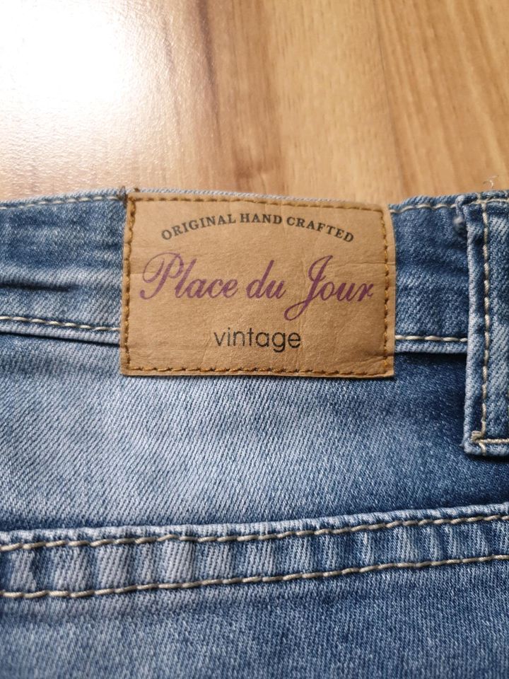 Place du Jour Jeans Damen NEU in Klingenberg am Main