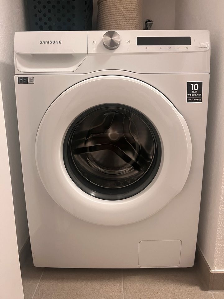 Samsung Waschmaschine 8 KG Autodosierung Waschmittel in Lübeck