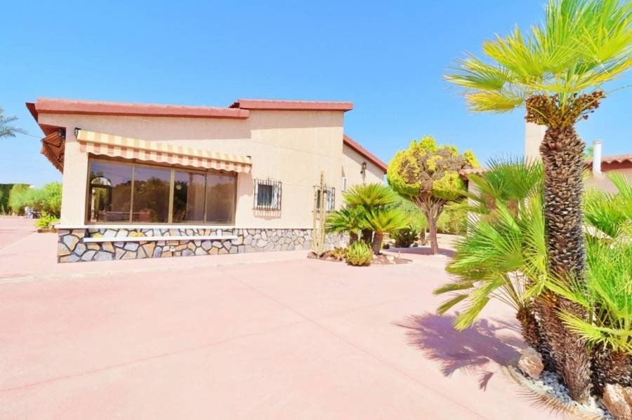 Landhaus in Elche / Matola (Alicante) mit 3 Schlafzimmern, Pool, Sommerküche und Garage, nur 25 Minuten vom Stand, Costa Blanca / Spanien in Oyten