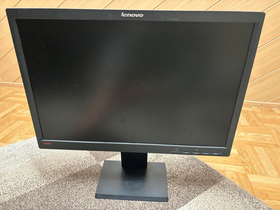 Lenovo ThinkVision L2250p 22 Zoll in Bad Windsheim