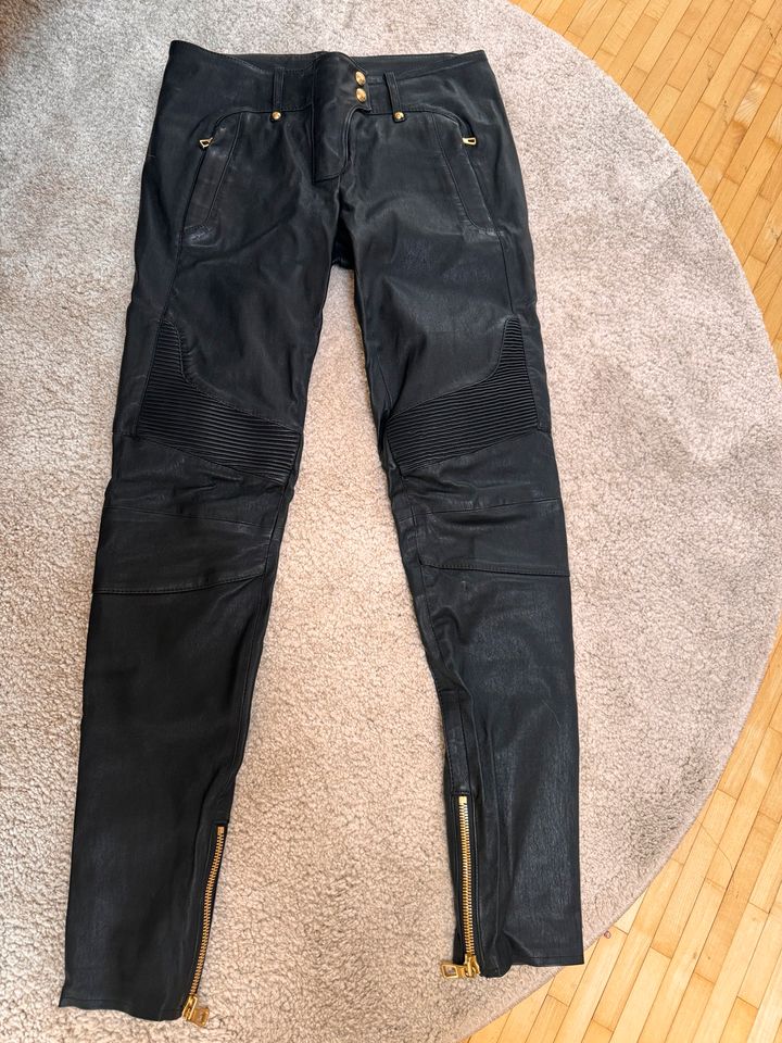 BALMAIN x H&M HM Lederhose S NEU Bikerpants in Kr. München - Grünwald ...