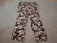 Sommerhose Stoffhose C&A Gr. 40 - sehr gut erhalten Kr. München - Unterföhring Vorschau