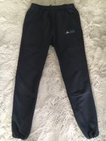 Sporthose lang, Adidas, Gr. 152, sehr guter Zustand Nordrhein-Westfalen - Waltrop Vorschau