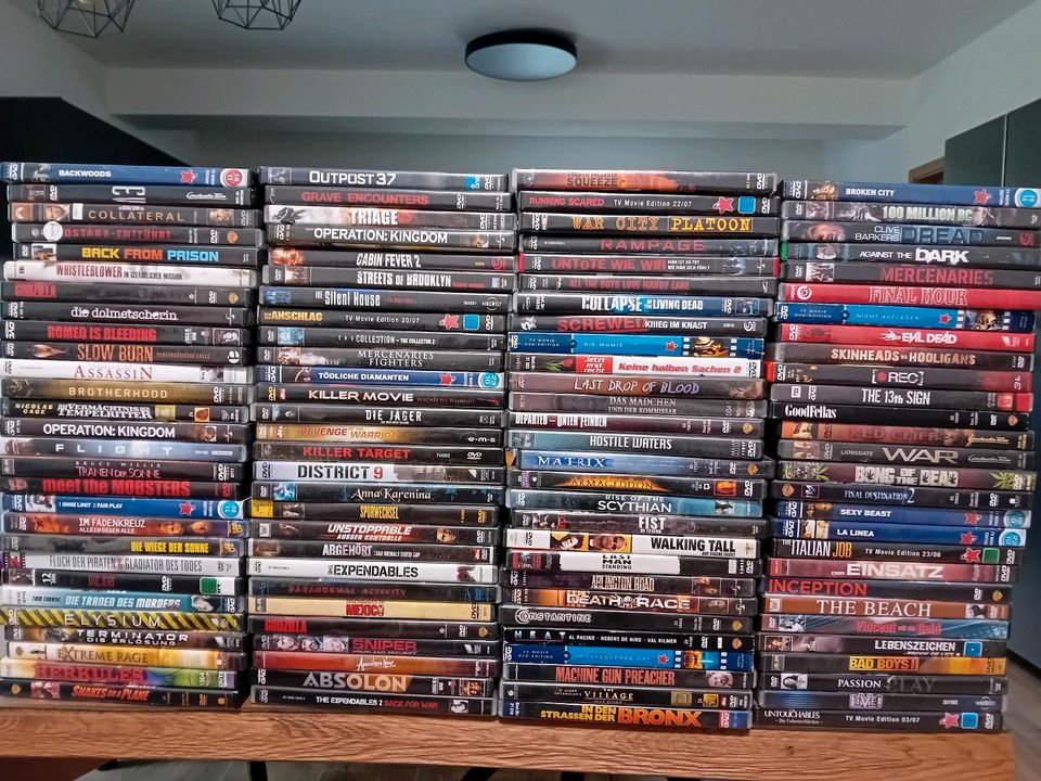 DVD's günstig zu verkaufen in Johanniskirchen