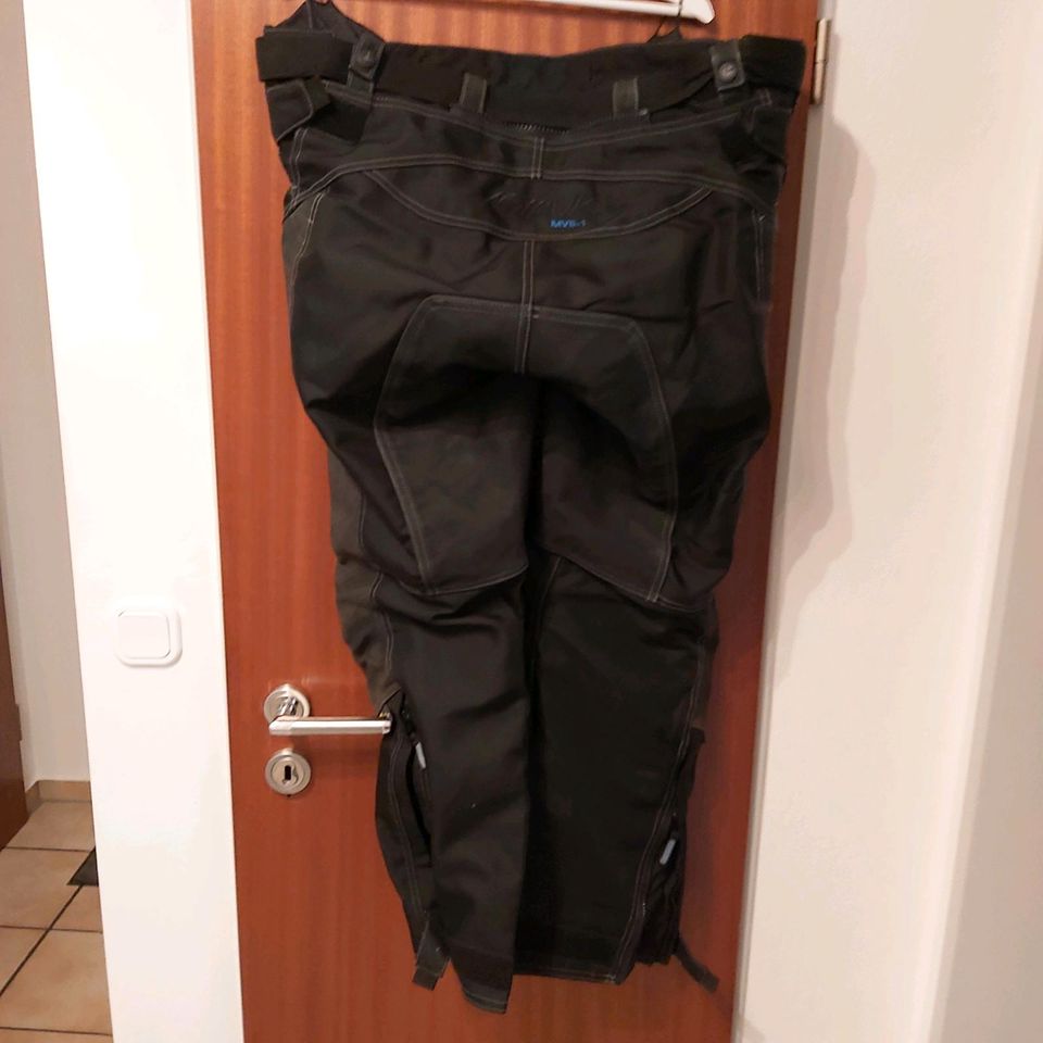 Herren Motorradhose Gore Tex in Duisburg