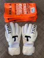 T1tan Torwarthandschuhe Gr. 8 White NEU Fingersave Brandenburg - Ludwigsfelde Vorschau