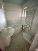 Keramag Bad - WC Badewanne Waschbecken Heizkörper - mintgrün Brandenburg - Bad Liebenwerda Vorschau