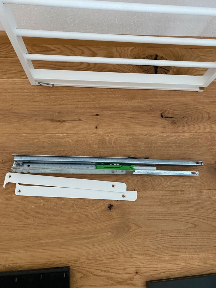 Ikea komplement Hosenaufhängung weiß ausziehbar 100x58 in Hollfeld