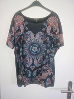 ULLA POPKEN SHIRT KURZ ARM RUNDHALS MUSTER GLITZER OVERSIZE 42 44 Köln - Riehl Vorschau