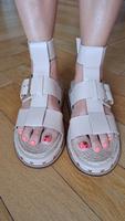 Plateau Sandalen echtes Leder 39 nude, Nieten Berlin - Schöneberg Vorschau