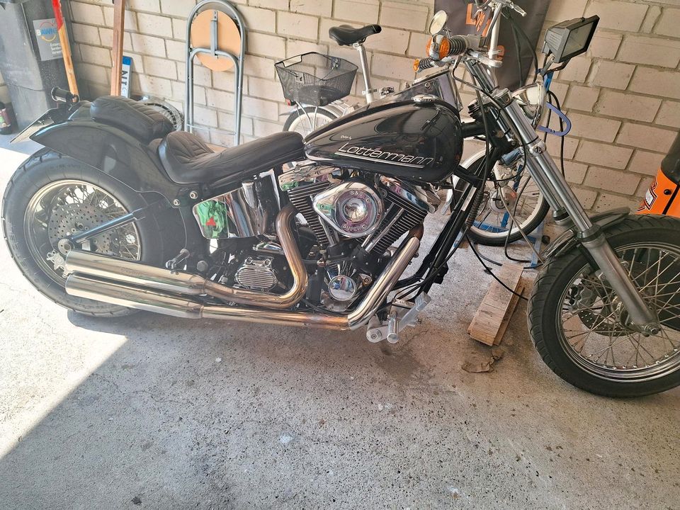 Harley Davidson Lottermann Big Black in Stolzenau