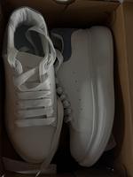 Alexander McQueen München - Ramersdorf-Perlach Vorschau