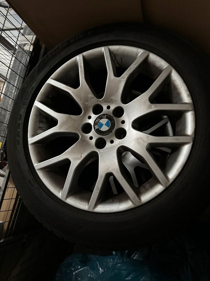 Felge mit Sommerreifen für BMW x5 in Hamburg