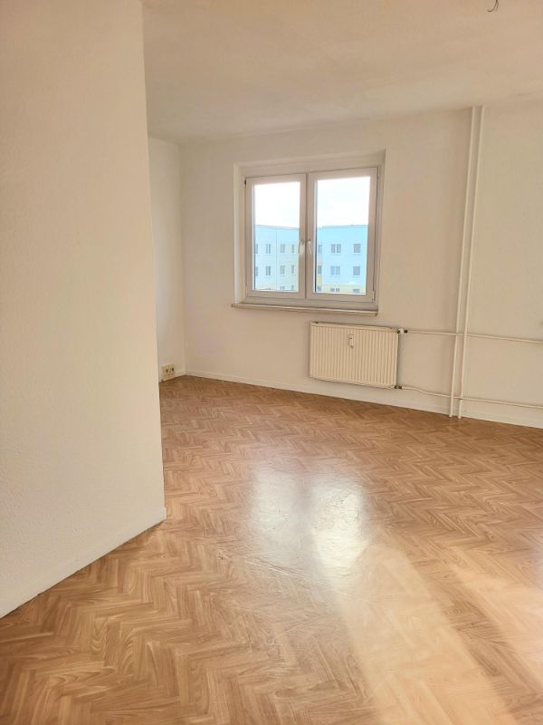 Kautionsfrei !  Singles aufgepasst! 1 -Raumwohnung im 4. OG in Stendal