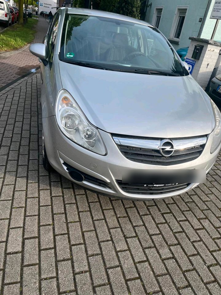 Opel Corsa in Moers