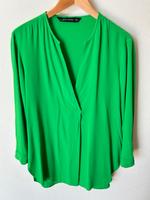 Polyester Bluse Zara langarm Grün Hessen - Bad Soden am Taunus Vorschau