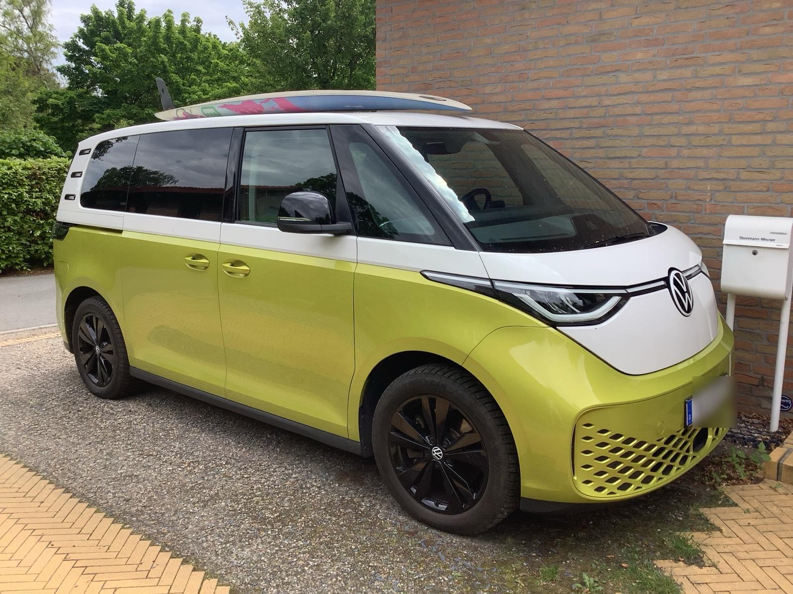 Abbildung des Autos IDBuzz  Pro 150KW Candyw…