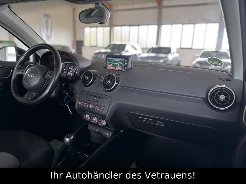Audi A1 1,4 TSI ambition-XENON-Tempomat-SHZ-NAVI-PDC in Oelde