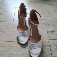 Hochzeitsschuhe, Riemensandalen, Größe 42, Braunschweig, weiß Niedersachsen - Hinte Vorschau