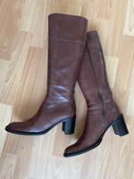 braune Leder Stiefel von Progetto Gr. 36 Niedersachsen - Burgwedel Vorschau