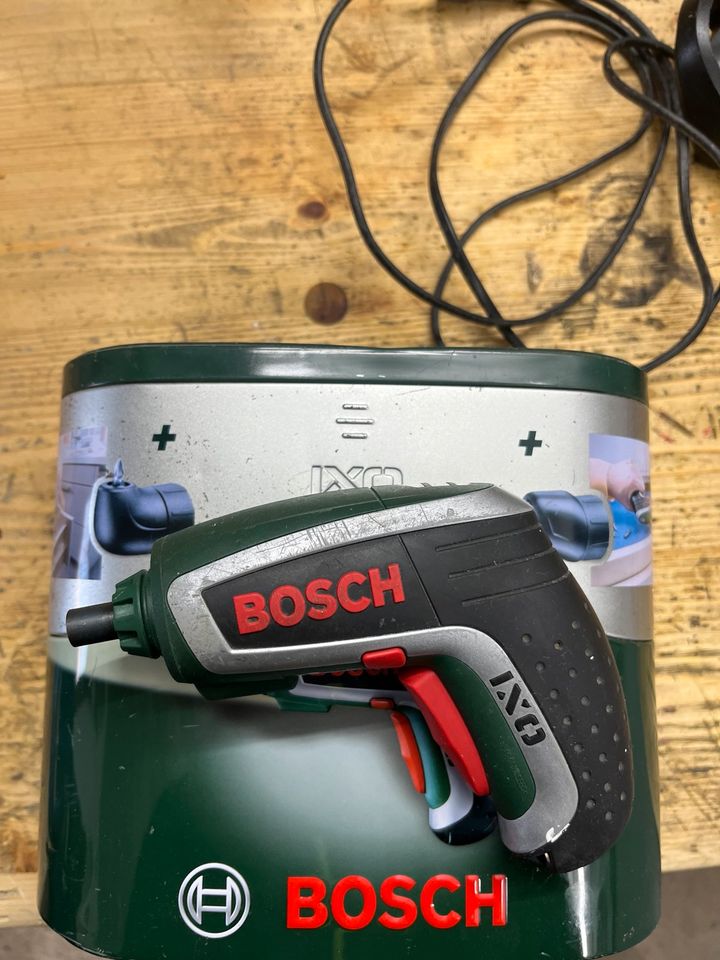 Bosch IXO kleiner Bohrschrauber in Gunzenhausen