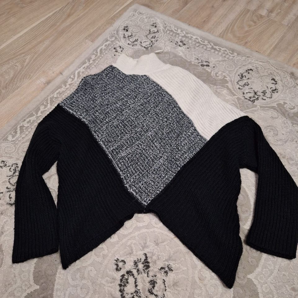 Strickpullover gr.S in Stuttgart