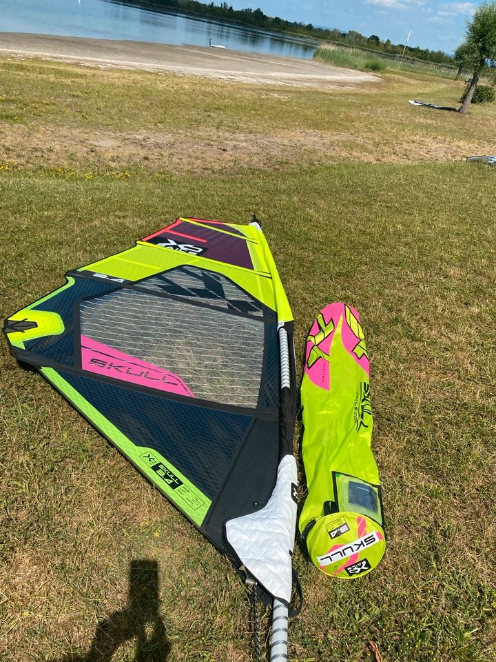 3,4 Segel EXOCETXO-Sails skull v6 Windsurfsegel in Darmstadt