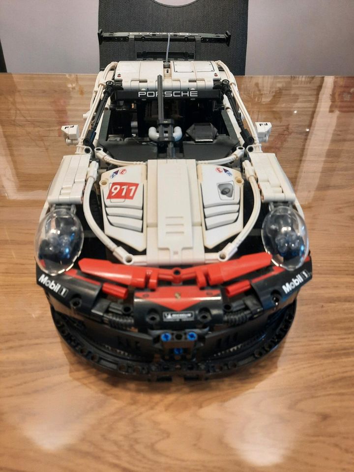 Lego Technic 42096 Porsche 911 RSR in Sailauf