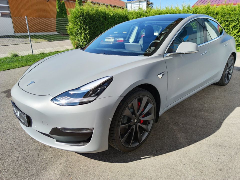 Tesla Model 3 - Lackschutzfolie und Keramikversiegelung - News