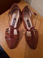 Pumps  Sandalen  Leder 37   4,5 Hessen - Grebenstein Vorschau