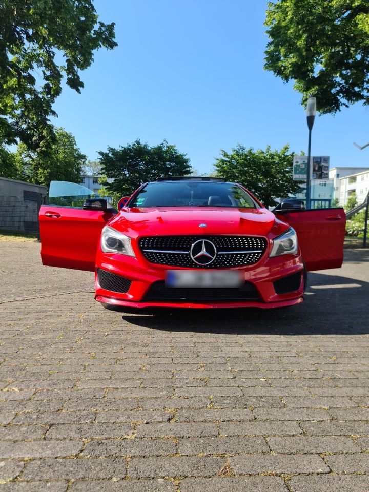 Mercedes CLA180 AMG in Köln