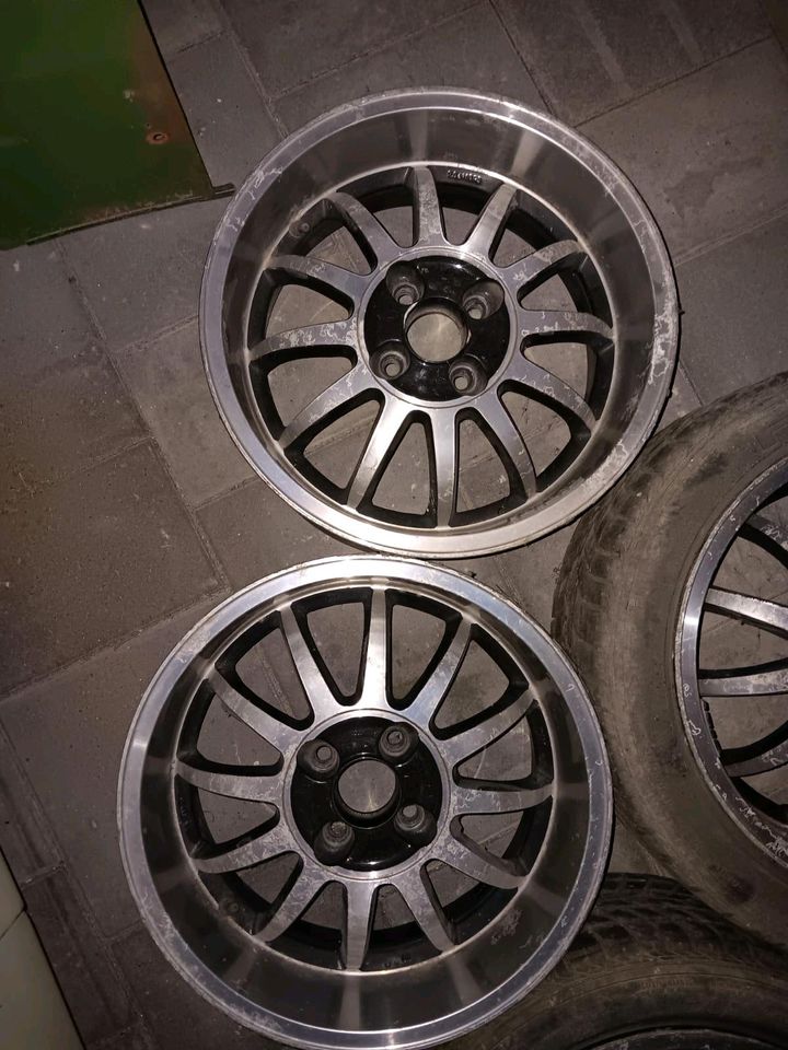 R & H Classic Felgen 16" VW Golf 2 , 3 Alufelgen in Wischroda