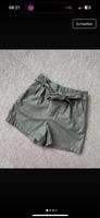 Amisu Ledershorts Shorts Khaki Damen 38 Sachsen - Limbach-Oberfrohna Vorschau