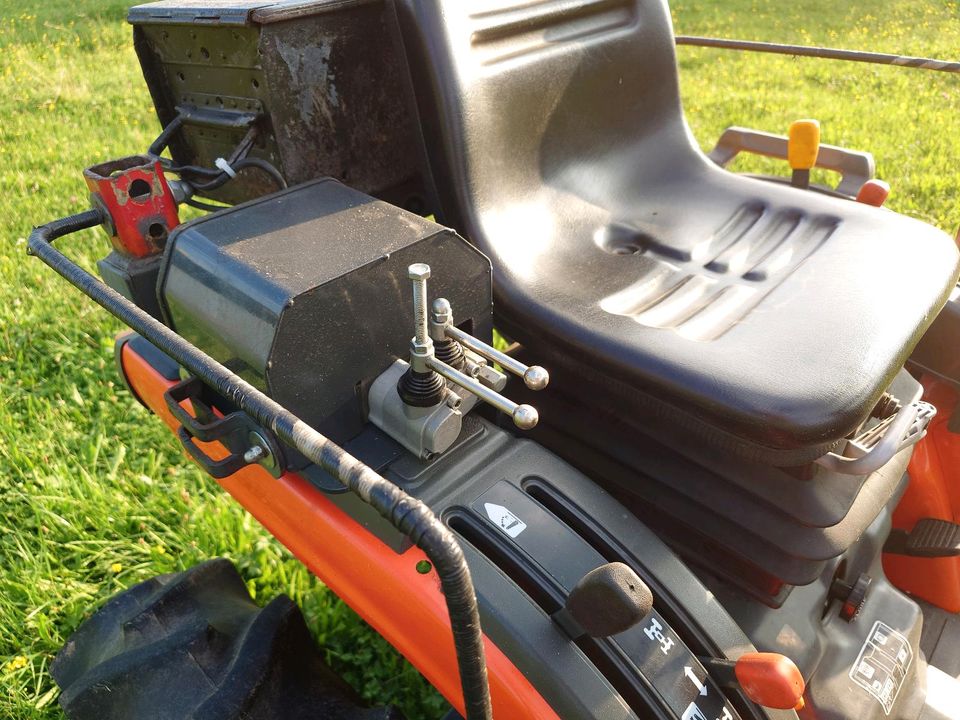 Kubota B1410 ,Kleintraktor,Schlepper,Schmalspur Traktor in Harth-Pöllnitz