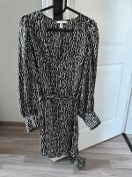 Kleid Zebraprint, Größe 36 Niedersachsen - Pattensen Vorschau