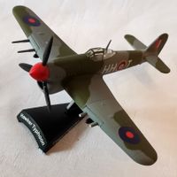 Hawker Typhoon, Metall, Maßstab 1:100 Bayern - Königsbrunn Vorschau