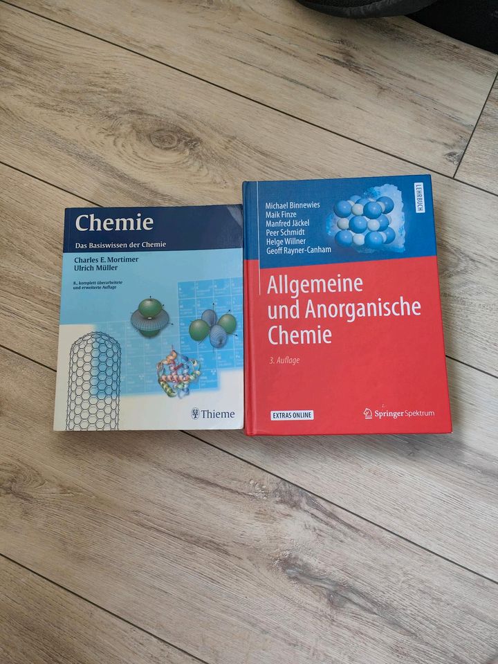 Allgemeine und anorganische Chemie & Das Basiswissen der Chemie in Aachen