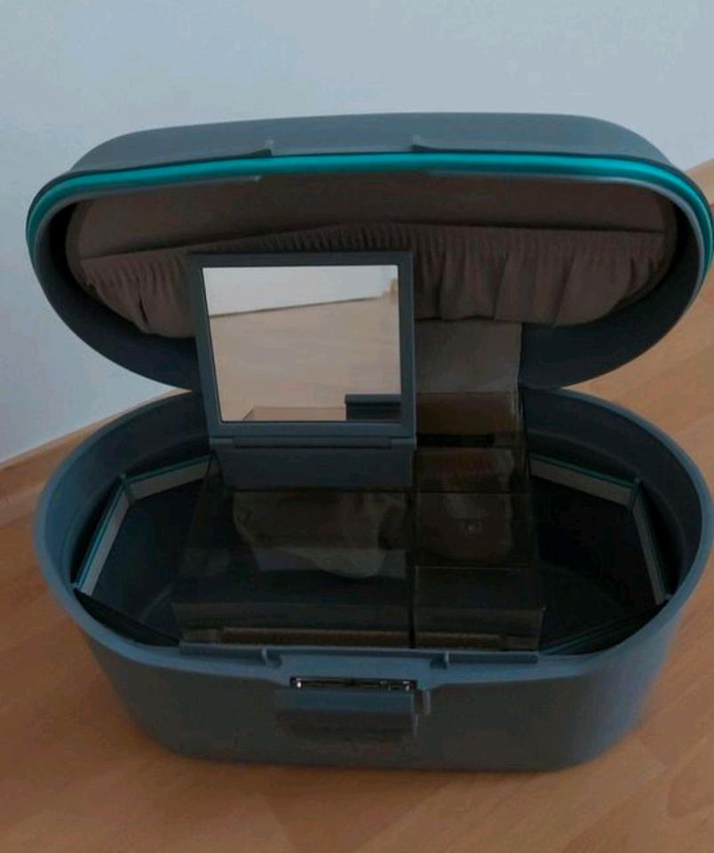 Samsonite Hartschalenkoffer mit Beauty Case in Erlangen