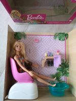 Tolle Barbie*Original Karton*Pediküre*Beautysalon Niedersachsen - Jever Vorschau