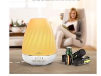 Aroma Diffuser, 7 Farben, inclusive 3 Öle Niedersachsen - Lingen (Ems) Vorschau