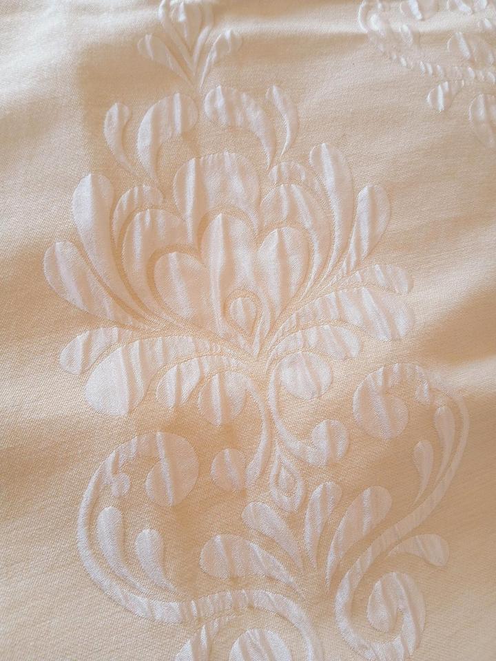 OESENSCHAL NEU SCHLAUFENSCHAL GARDINENSCHAL beige creme Rokoko in Haldensleben