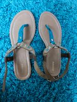 Graceland Zehentrenner beige braun blau wie neu 38 Hessen - Gelnhausen Vorschau
