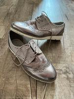 s.Oliver Damen Schnürschuhe Gr. 38 beige Kupfer Halbschuhe Sachsen - Chemnitz Vorschau