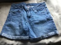 2 Jeansshorts in blau und weiß Hamburg-Mitte - Hamburg Horn Vorschau